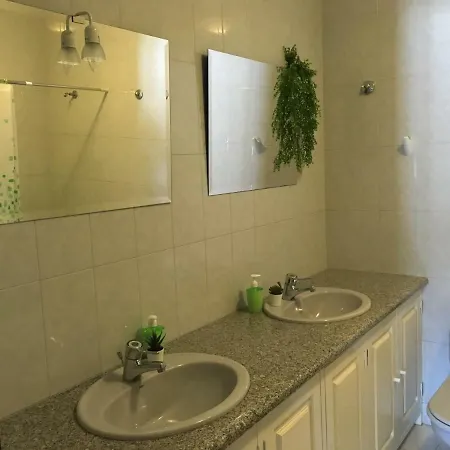Gæstehus Naturdomus Vila Cha (Porto)